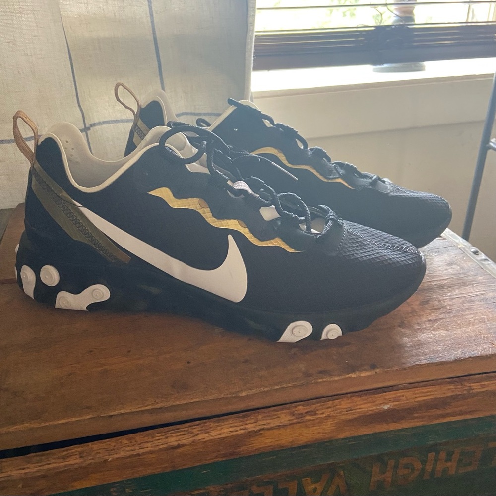 NWOT Black & Gold Nike React Sneakers